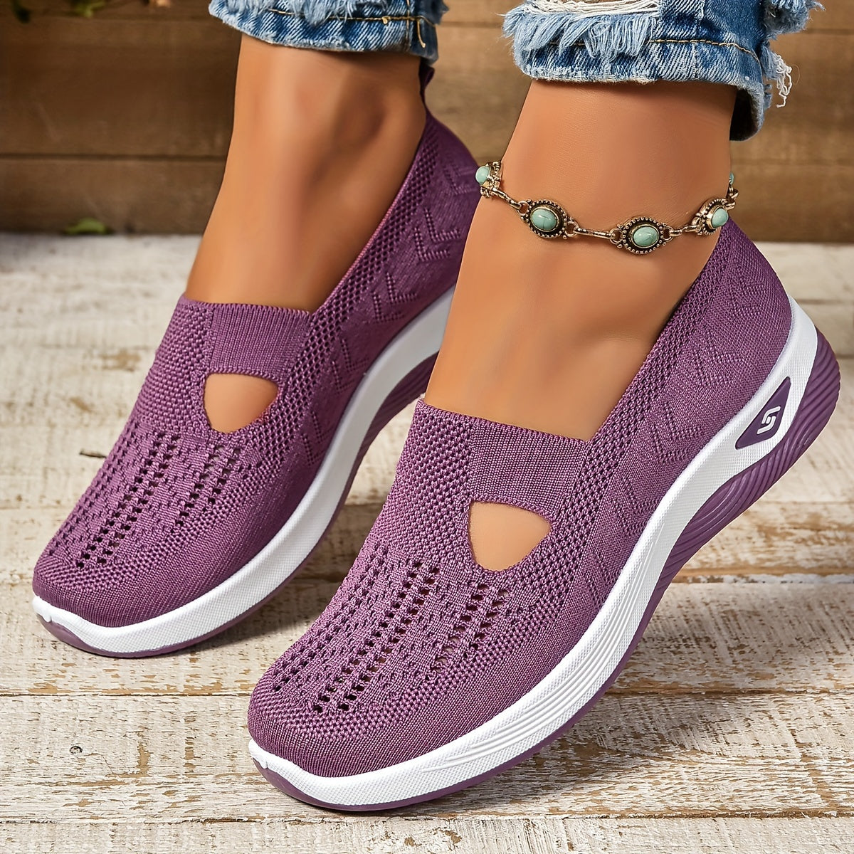 Slip-On Women's Shoes - Lightweight, Comfortable Footwear for Daily Use