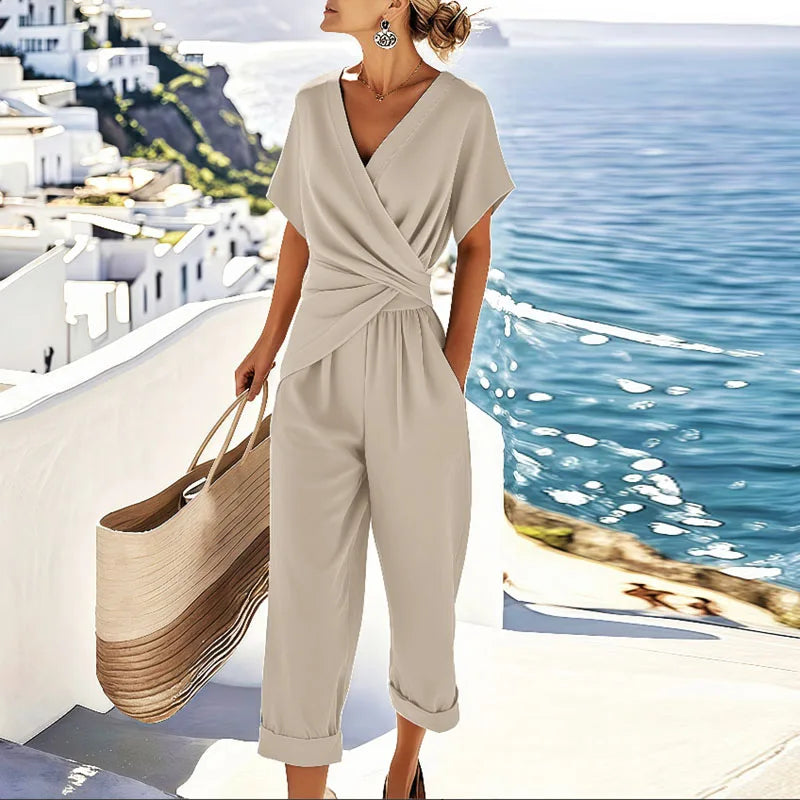 Refined Two-Piece Women's Outfit in Premium Fabric – Elegant and Comfortable Coordinated Ensemble for Versatile Styling