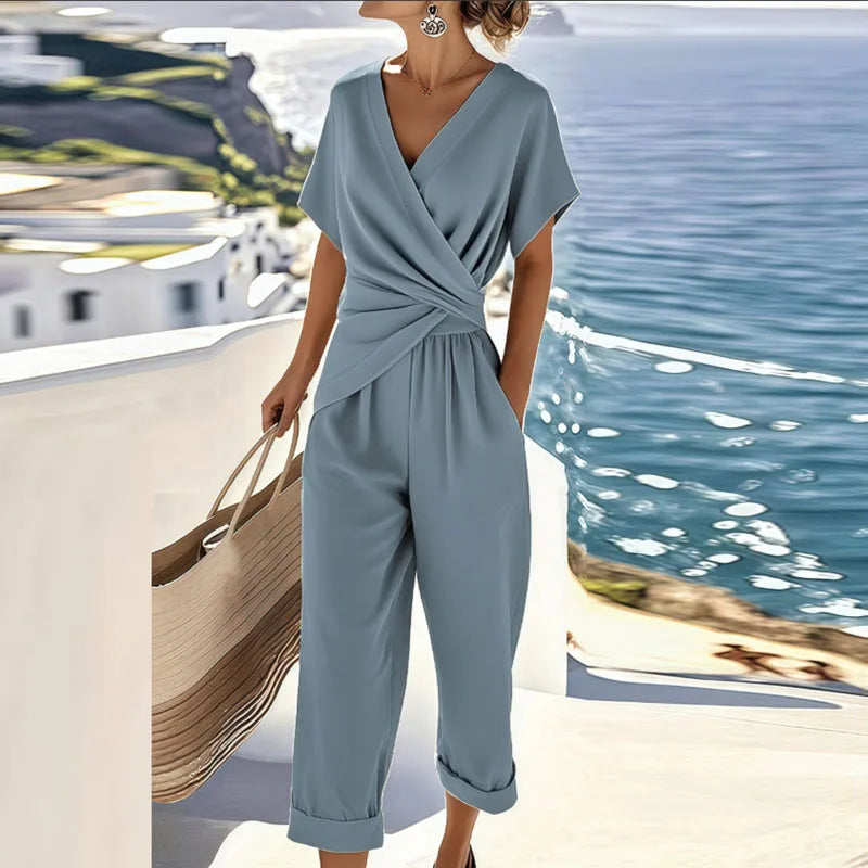 Refined Two-Piece Women's Outfit in Premium Fabric – Elegant and Comfortable Coordinated Ensemble for Versatile Styling