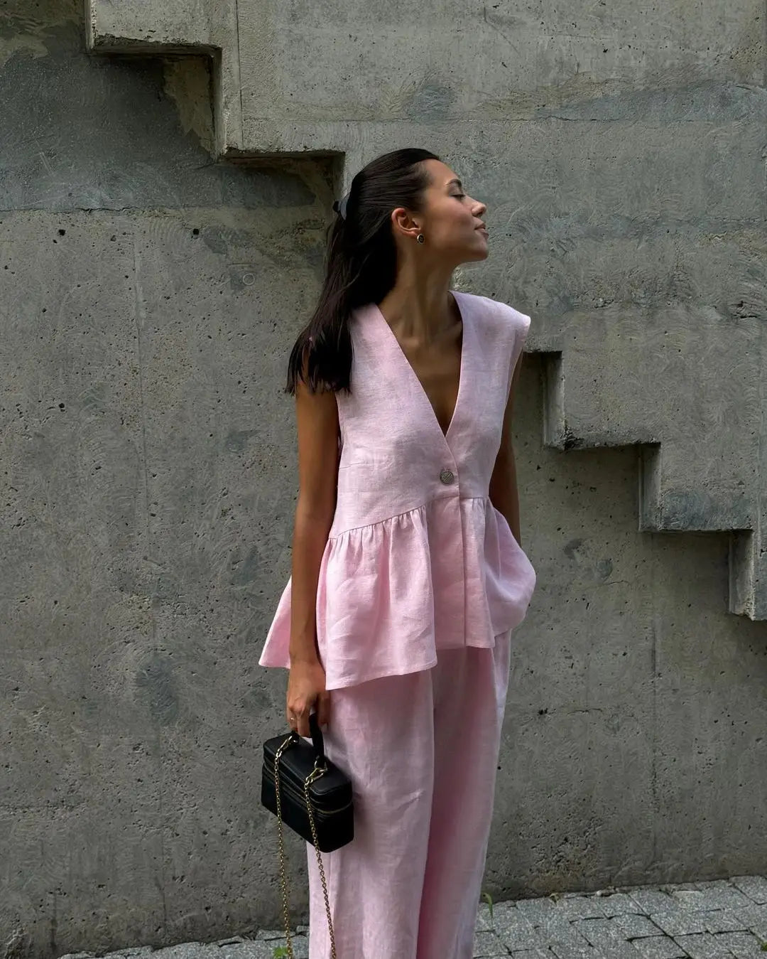 Laura™ | Graceful and Flowing Ensemble