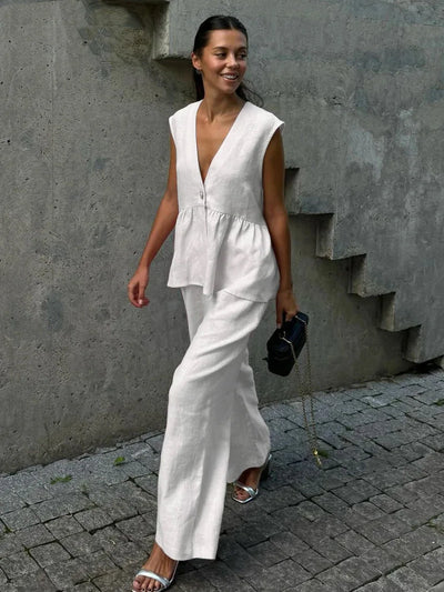 Laura™ | Graceful and Flowing Ensemble