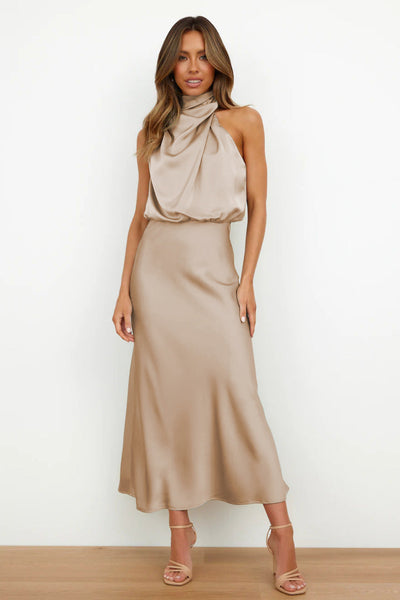 Verona™ | Elegant Dress with Open Back