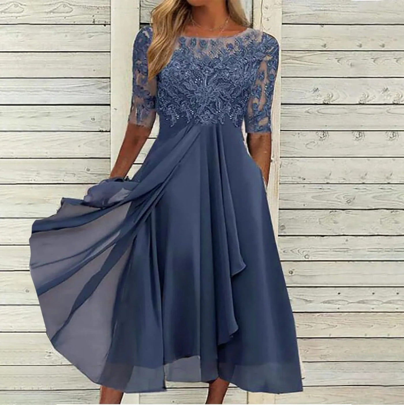 Taryn® | Lace Elegance Midi Dress