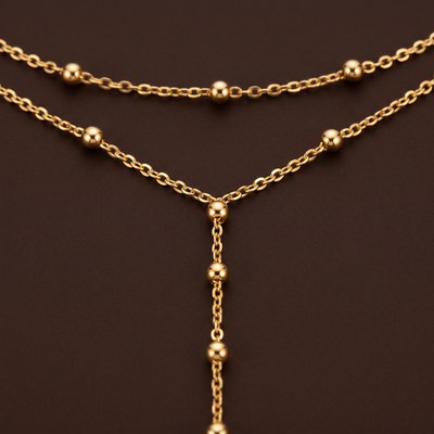 Sofia gold necklace, included free with every order